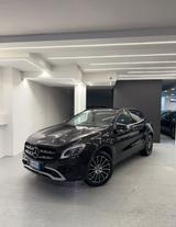 Mercedes-Benz Mercedes-benz GLA 200 d Automatic Sport - Mercedes GLA 200 mit Halbautomatikschaltung