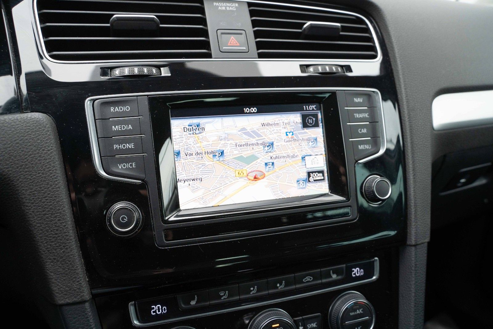 Fahrzeugabbildung Volkswagen GOLF VII VARIANT 2.0 TDI CUP XENON DSG