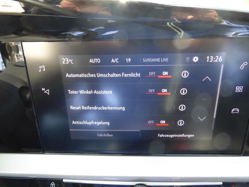Fahrzeugabbildung Opel Mokka-e Elegance+Kamera+LED+Keyless