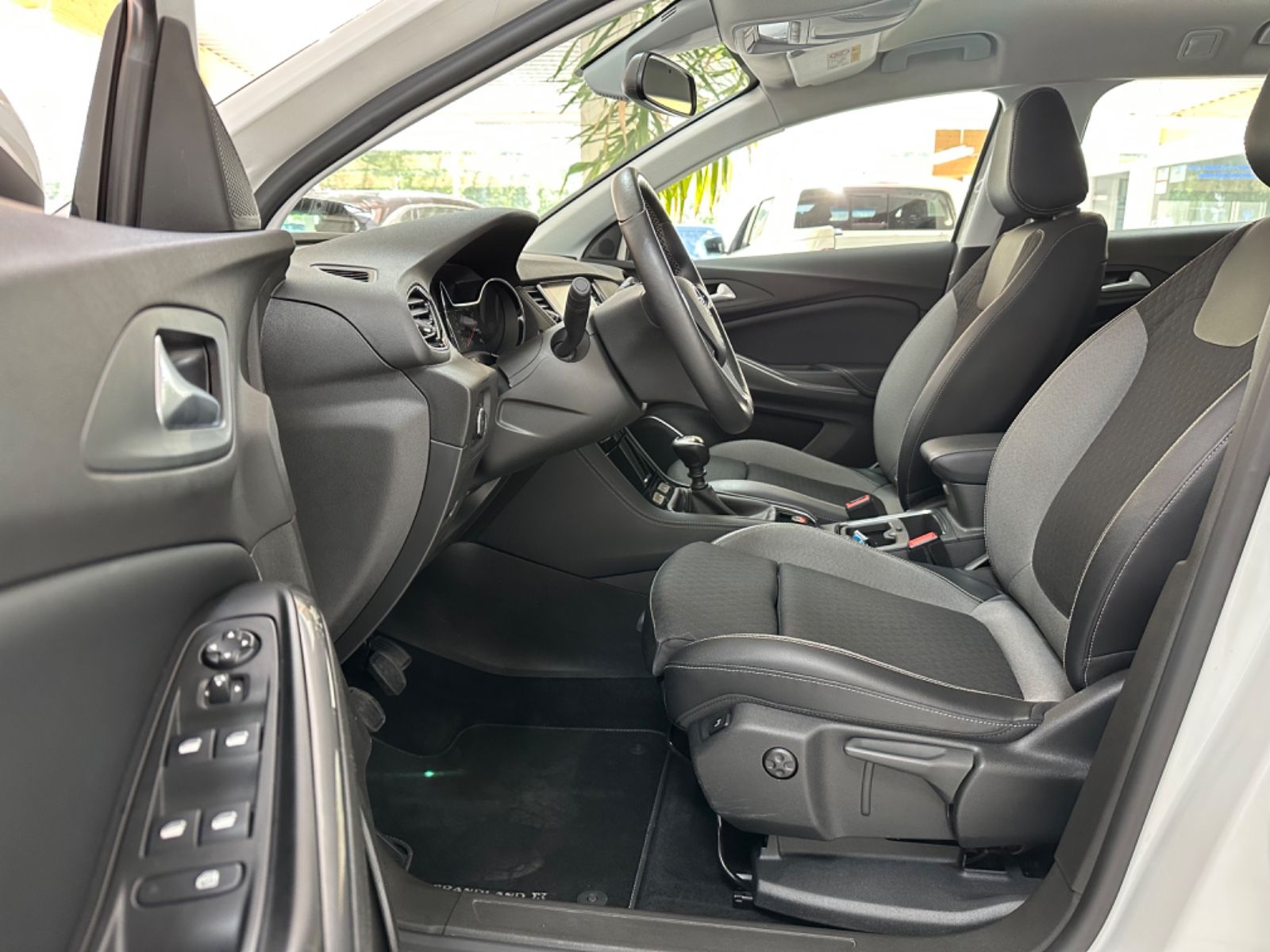 Fahrzeugabbildung Opel Grandland X *INNOVATION*Klima*Navi*AHK*
