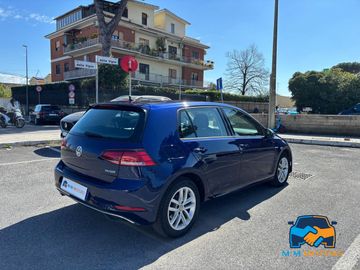 Volkswagen Golf - 5