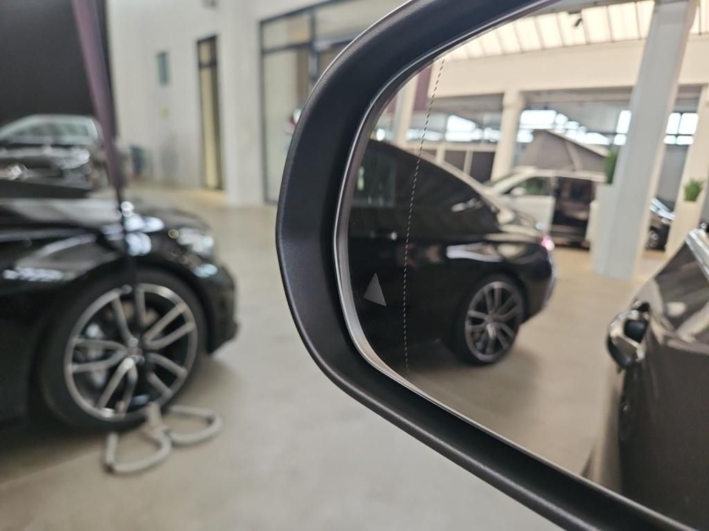 Fahrzeugabbildung Mercedes-Benz EQA 250 AMG Totwi. Navi LED SHZ Ambie. Sport DAB