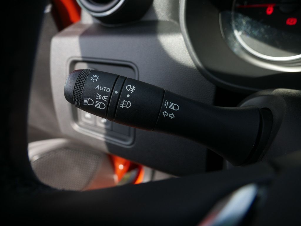 Fahrzeugabbildung Dacia Duster Extreme TCe 100 ECO-G 2WD NAVI LED 360°
