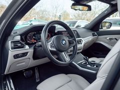 BMW 330 – 12 / 32