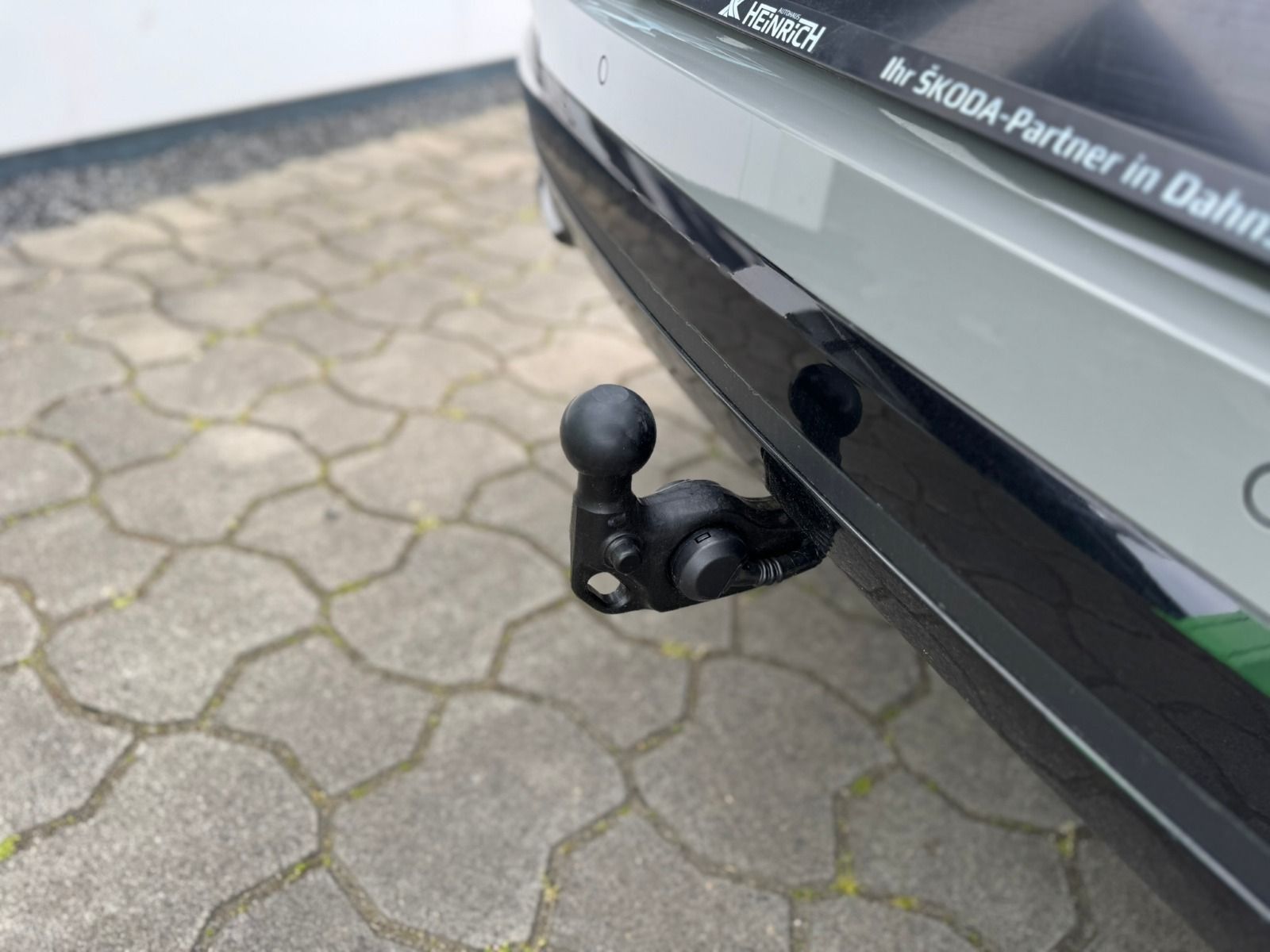 Fahrzeugabbildung SKODA Enyaq Coupé Sportline 85*360°Cam*AHK*Head-Up*21Z