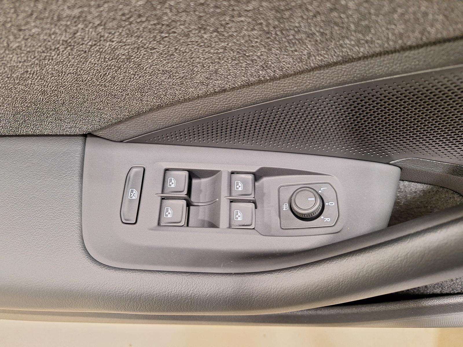 Volkswagen Passat 1.5 eTSI DSG ACC LED Navi Winter, миниатюра 21