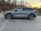 Audi SQ2 TFSI / 8 fach Bereift/Tüv Neu/ voll Ausstatt - graue Audi SQ2
