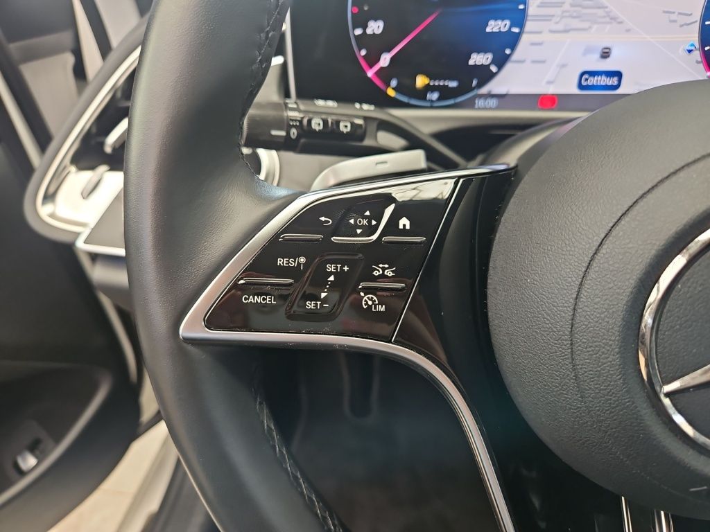 Fahrzeugabbildung Mercedes-Benz E 200 T Avantg. Distronic+ AHK Navi LED KAM SHZ
