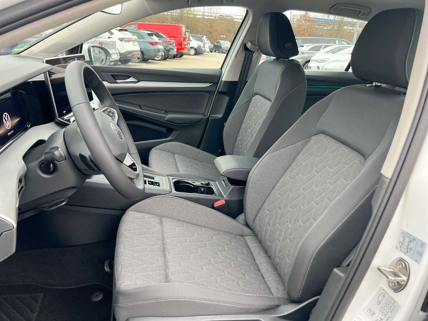 Volkswagen Golf Life 1.5 eTSI DSG Life Navi LED ACC SHZ ACC foto 14