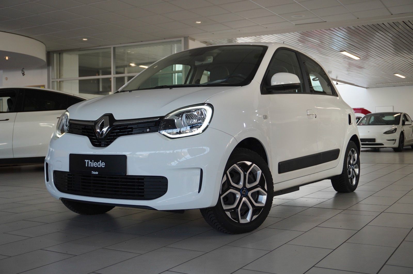 Fahrzeugabbildung Renault Twingo Zen Electric NAVI/LED/USB/TOUCH/DAB/SPORT