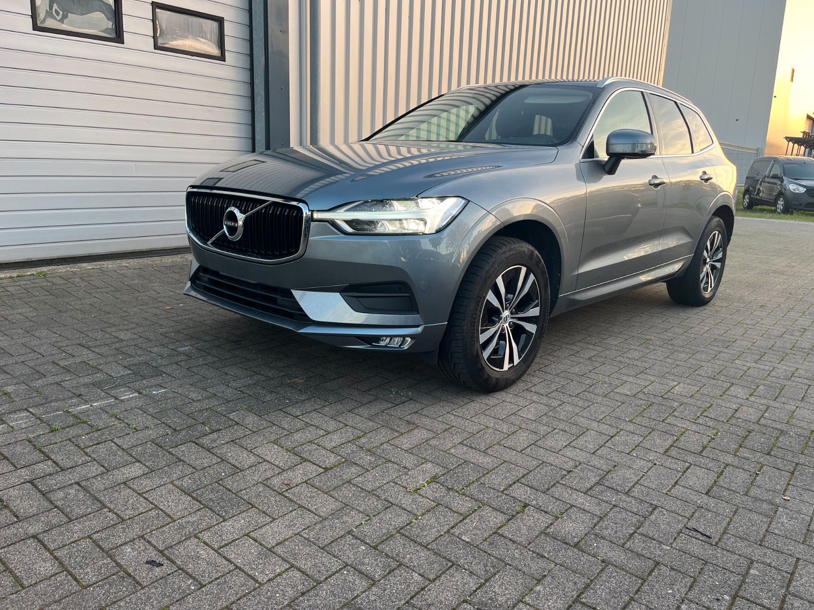 Volvo XC60 D4 Momentum Pro Geartronic