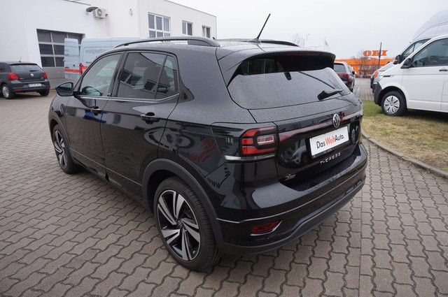 Fahrzeugabbildung Volkswagen T-Cross TSI Active DSG LED Navi AID ACC PDC SH
