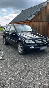 Mercedes-Benz Mercedes Benz ML 270 w163 - Mercedes-Benz ML 270 aus 2005