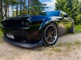 Dodge  Challenger  Widebody 6.4L HEMI 6-speed Manual