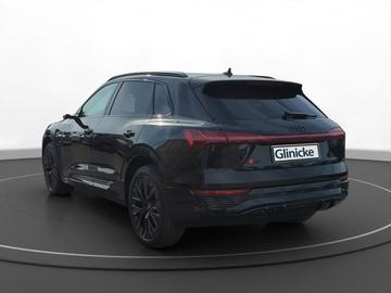 صورة 6 لـ 2023 AUDI Q8 E-TRON