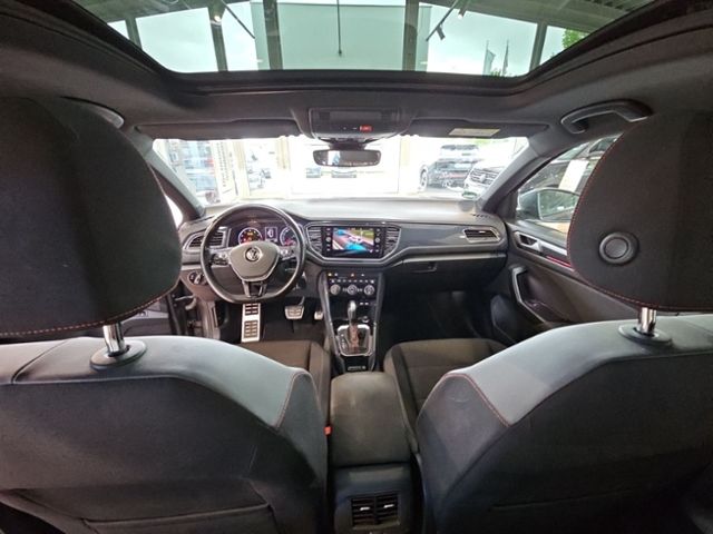 Fahrzeugabbildung Volkswagen T-Roc 1.5 TSI DSG Sport PANO NAVI RFK ASSISTENZ-