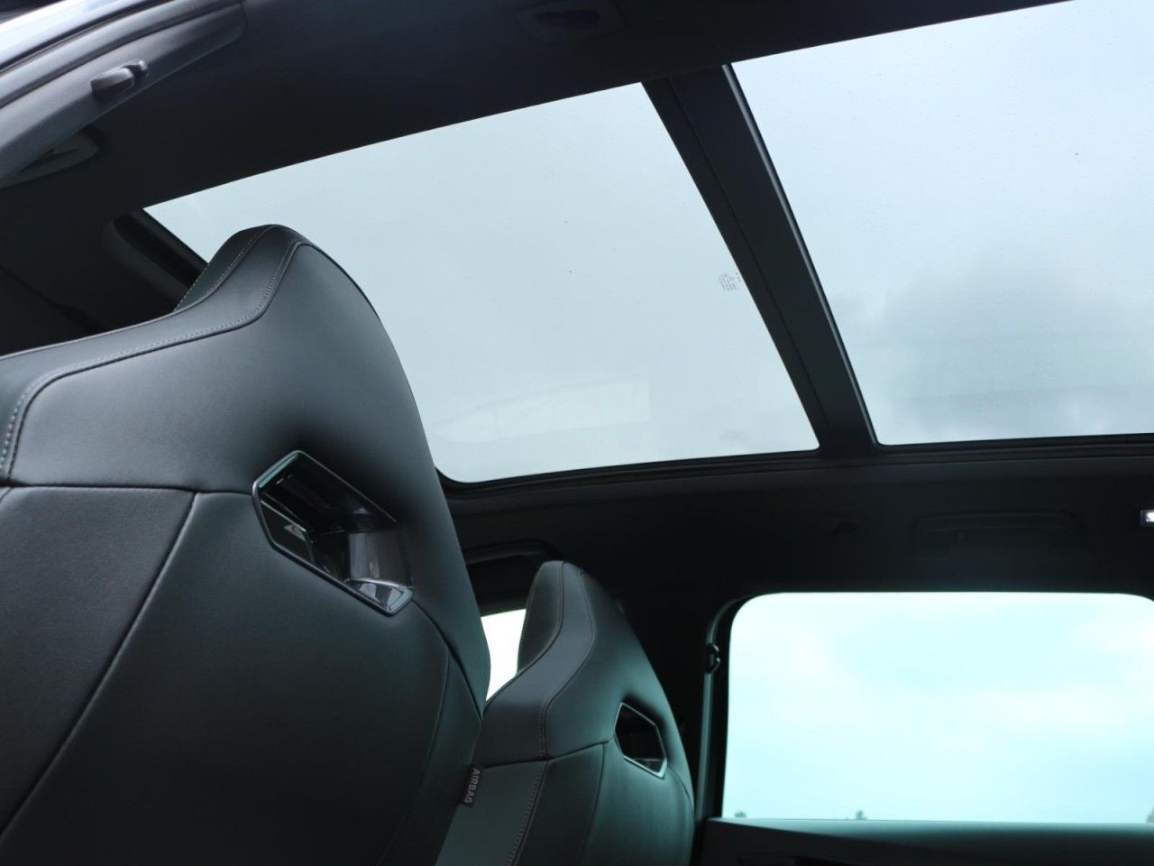 Fahrzeugabbildung CUPRA Leon Sportstourer 1.5 eTSI 110 kW