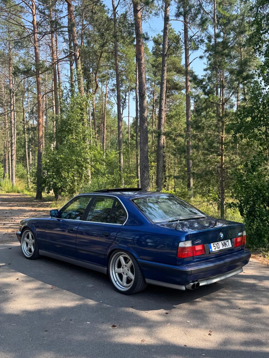 BMW E34 M5 3.8L
