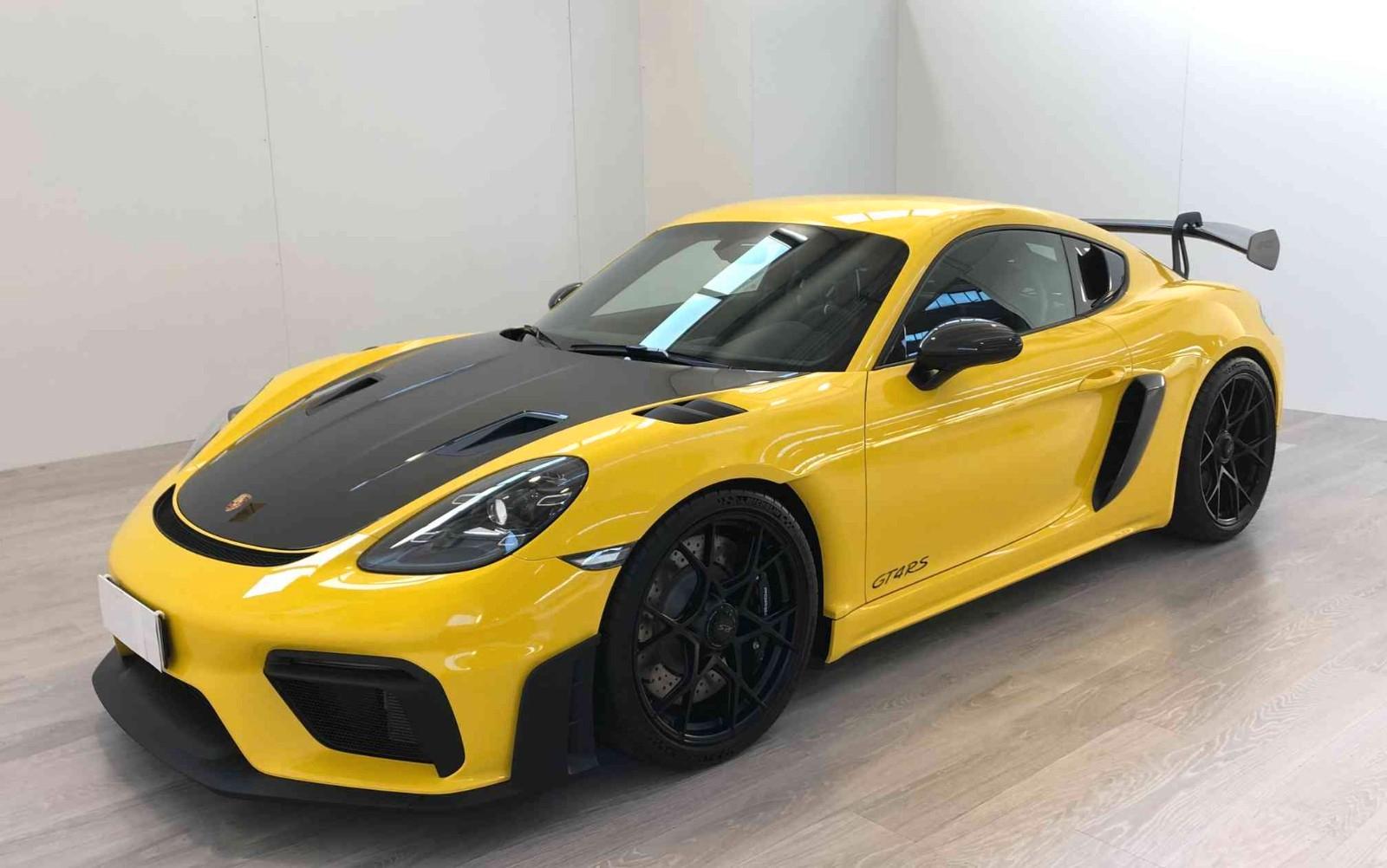 Porsche Cayman GT4 RS - Weissach