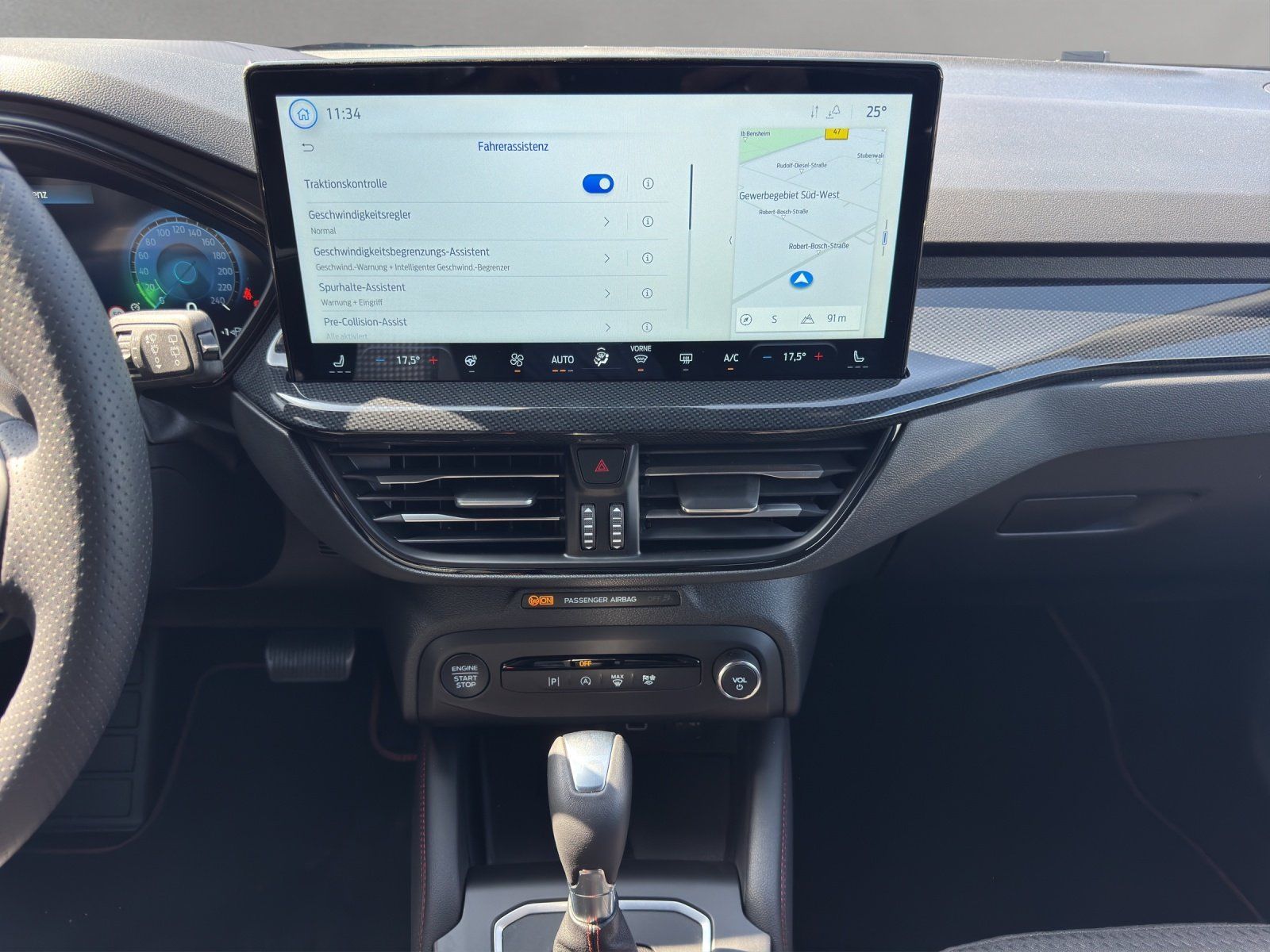 Fahrzeugabbildung Ford Focus 1.0 ST-Line X Aut./AHK/ACC/KAMERA/NAVI/SHZ