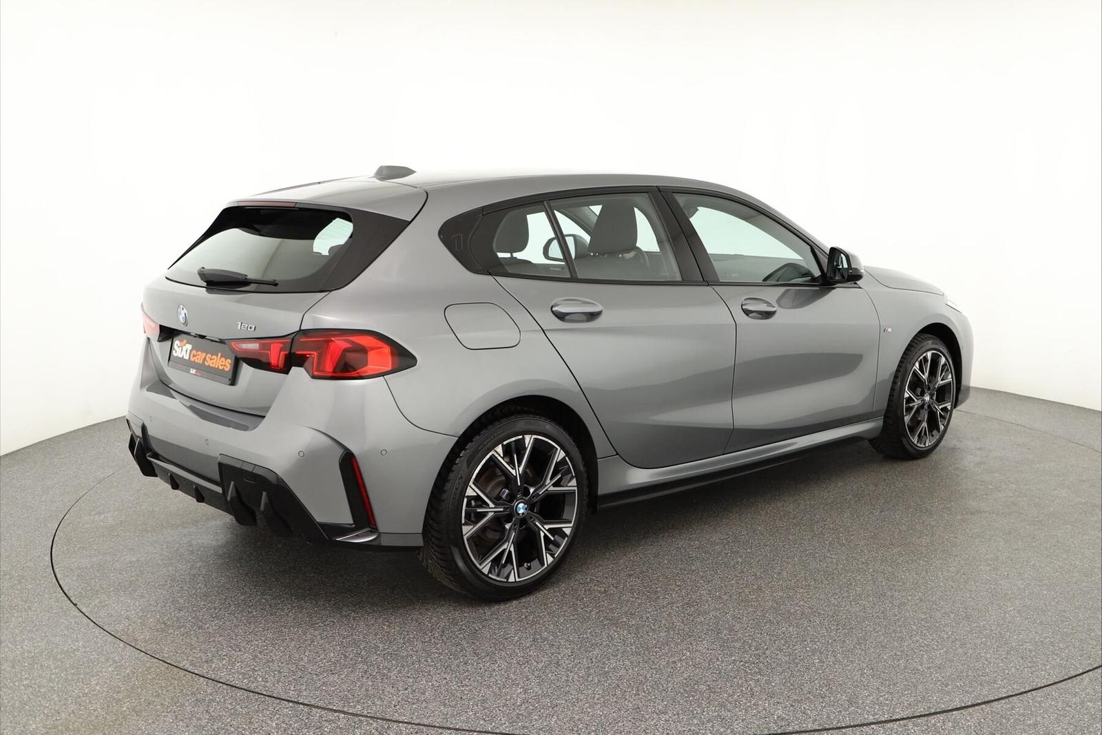 BMW 1 Series i M Sport Design NAV SHZG ParkAss+RFK Alarm, миниатюра 6