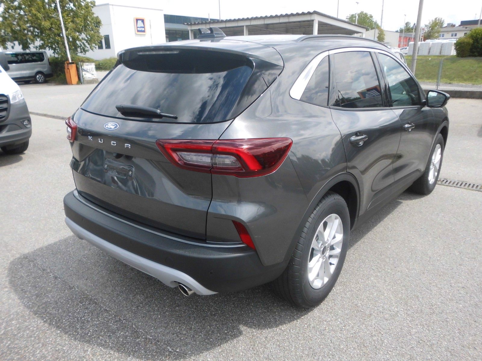 Ford Kuga 1.5 EcoBoost Titanium Automatik imagem 3