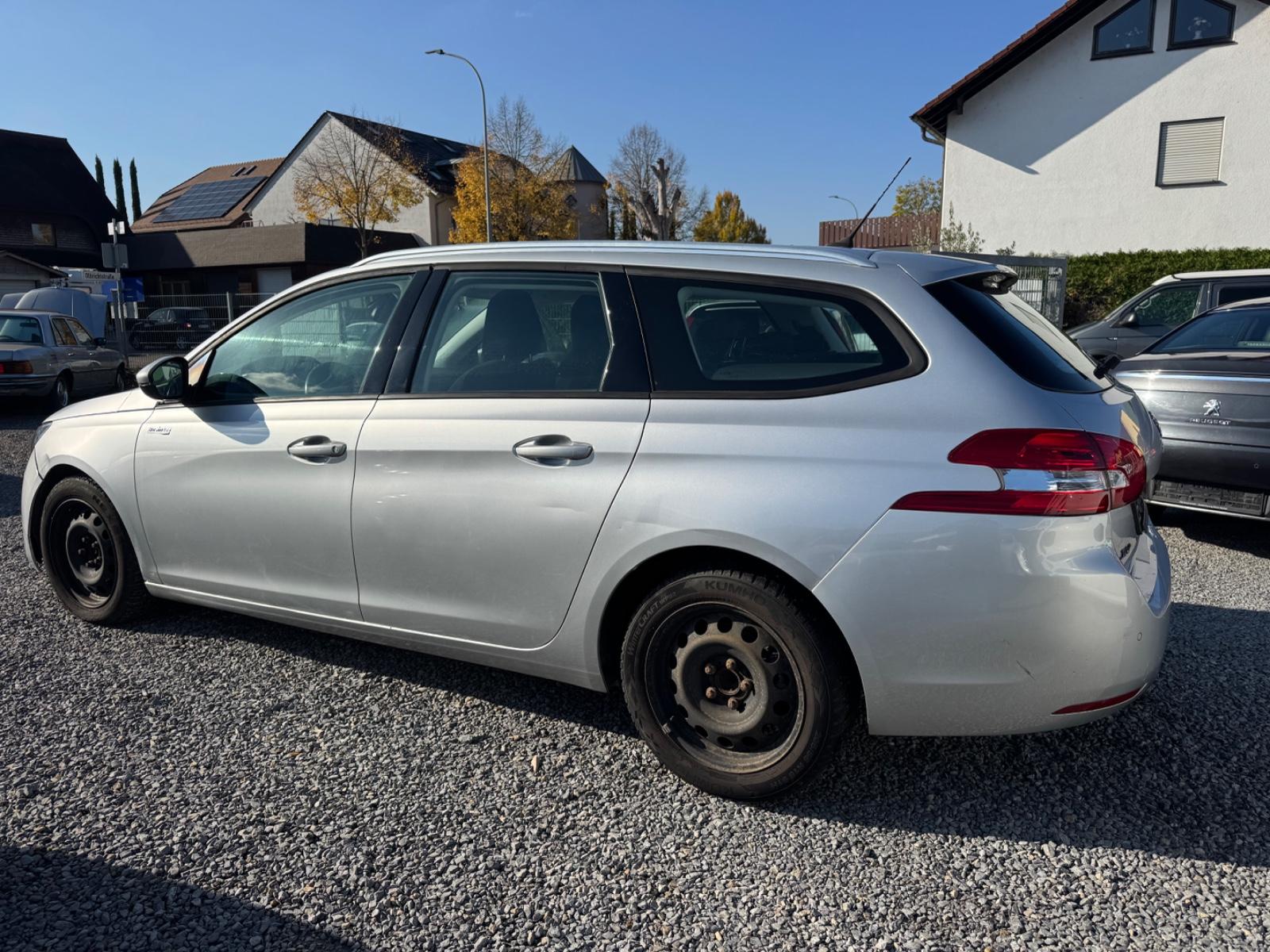 Peugeot 308 2015 — photo 6