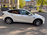 Tesla Model Y Hinterradantrieb RWD RWD - Tesla Model Y Gebrauchtwagen in Berlin