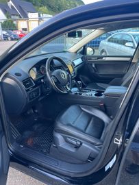 Volkswagen Touareg - 10