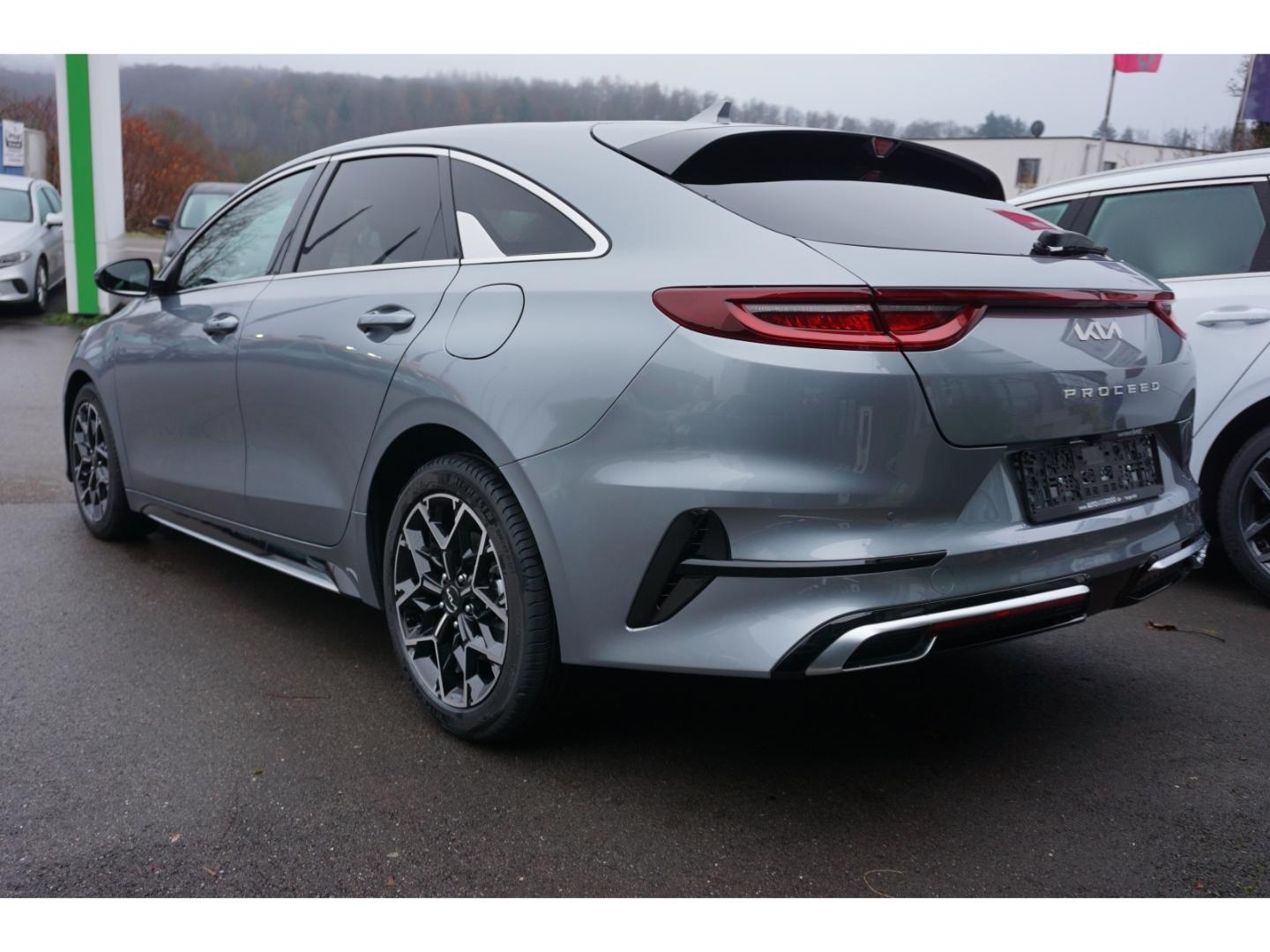 Kia ProCeed 1.5T 140 GT-Line DCT7 Navi LED Kamera AC