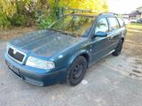 Skoda Octavia 2.0 Combi Ambiente Automatik Klima - Skoda Octavia aus 2003: Combi