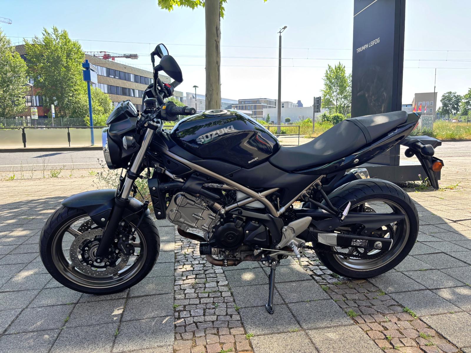 Suzuki SV 650 A   1.HAND - TOP-ZUSTAND