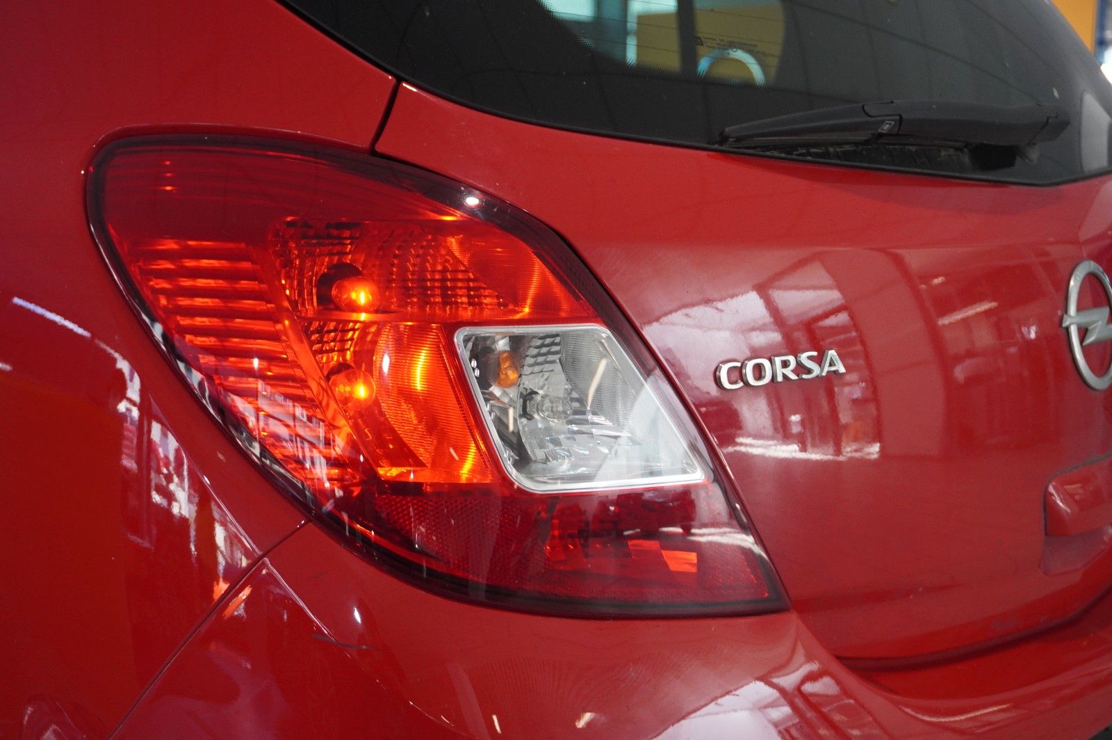 Fahrzeugabbildung Opel Corsa D 1.4 TÜR 150 JAHRE KLIMA/SHZ/TEMP./SPORT