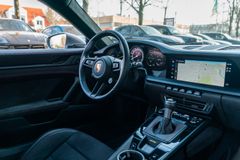 PORSCHE 992 GT3/ 1. HAND/ LIFT/ KAMERA/ APPROVED/ BOSE PORSCHE 992 GT3/ 1. HAND/ LIFT/ KAMERA/ APPROVED/ BOSE