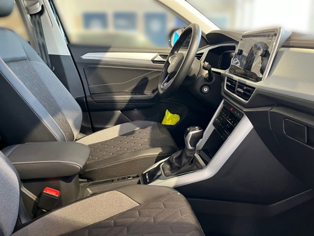 Fahrzeugabbildung Volkswagen T-ROC 1.5 TSI DSG GOAL AHK NAVI KAMERA