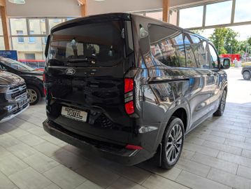 Ford Tourneo Custom 2.0 L Titanium +