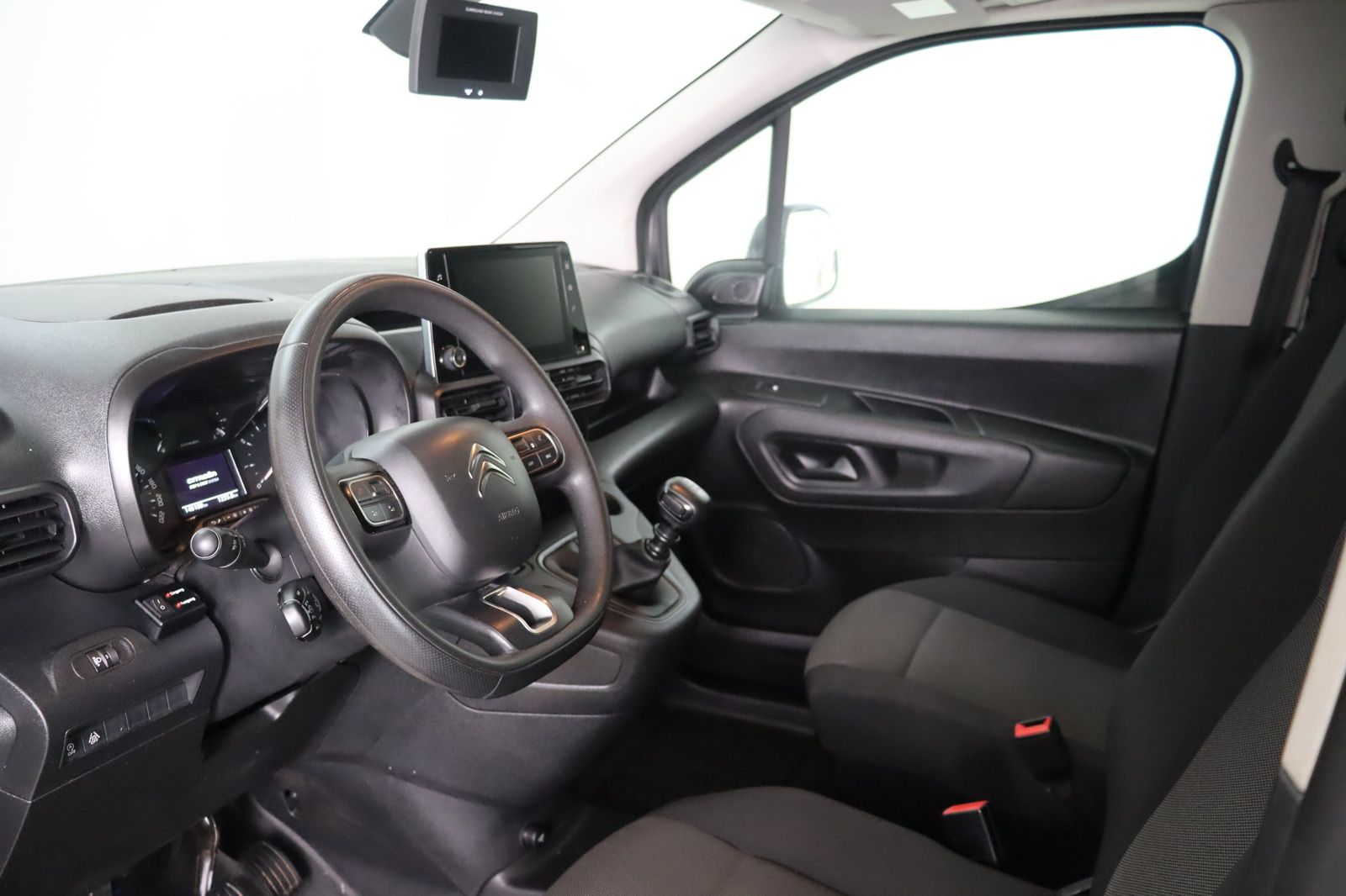 Fahrzeugabbildung Citroën Berlingo Kasten * Navi * Anhängerk. * Lang