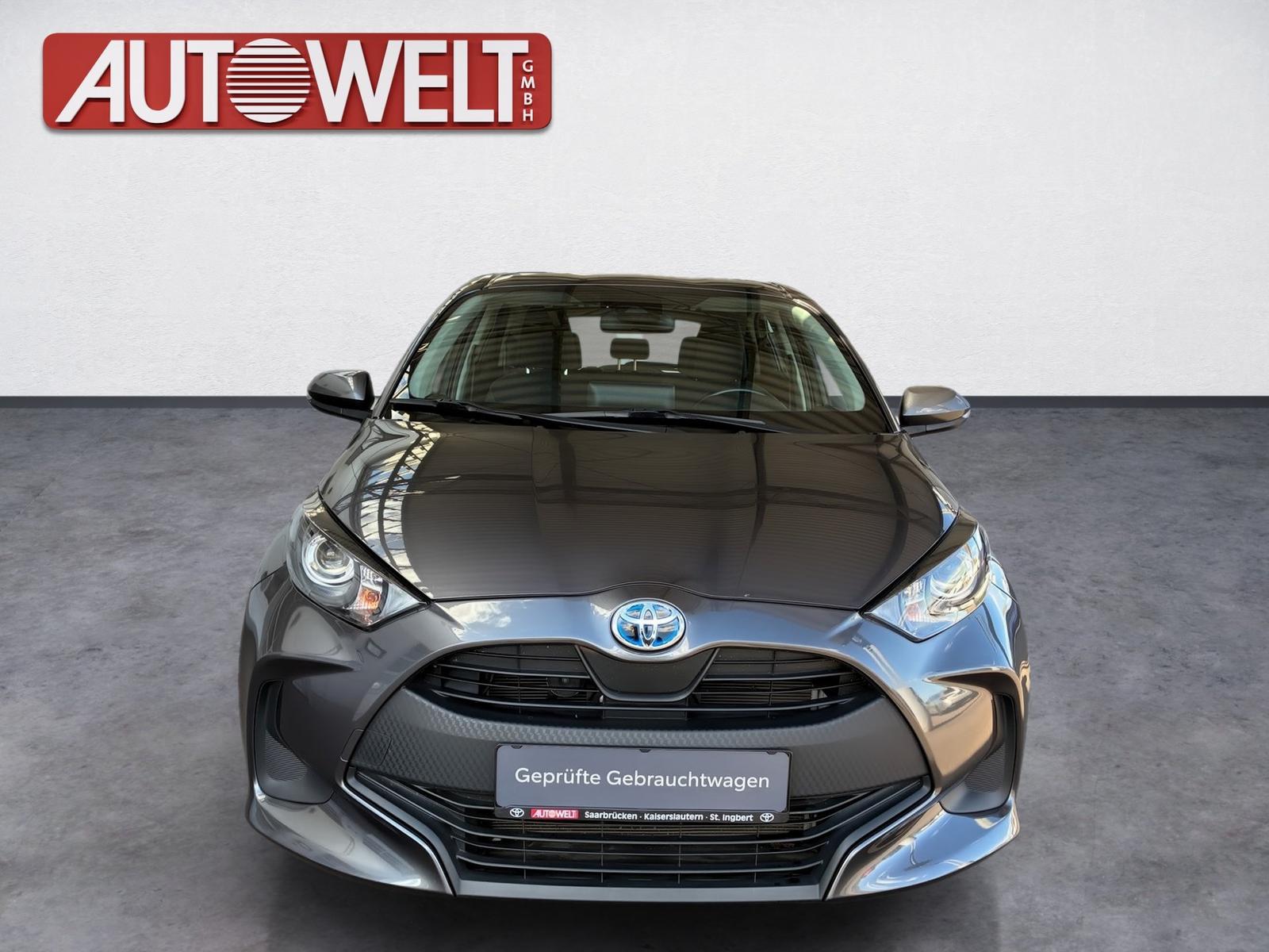 Toyota Yaris 1.5 Comfort Kamera,ACC,SpurH, Klimaaut.