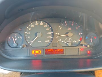 BMW 320 - 11