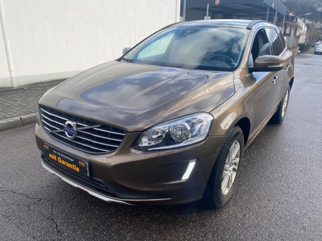 Volvo XC 60 XC60 Momentum 2WD Ahk Navi Kam 1Hand !!!