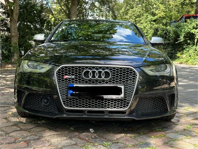 Audi RS4 4.2 FSI S tronic quattro Avant -