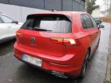 Volkswagen Golf VIII 1.5 TSI R-Line +HARMAN+NAVI+LED - Volkswagen Golf Gebrauchtwagen