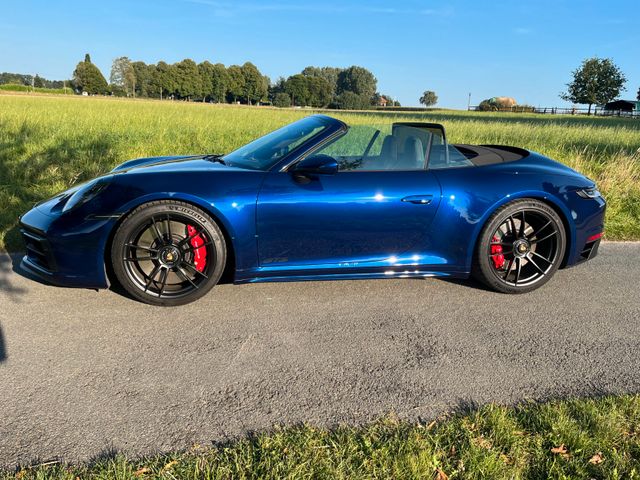 PORSCHE Porsche 992 Carrera GTS Cabrio VOLL Approved