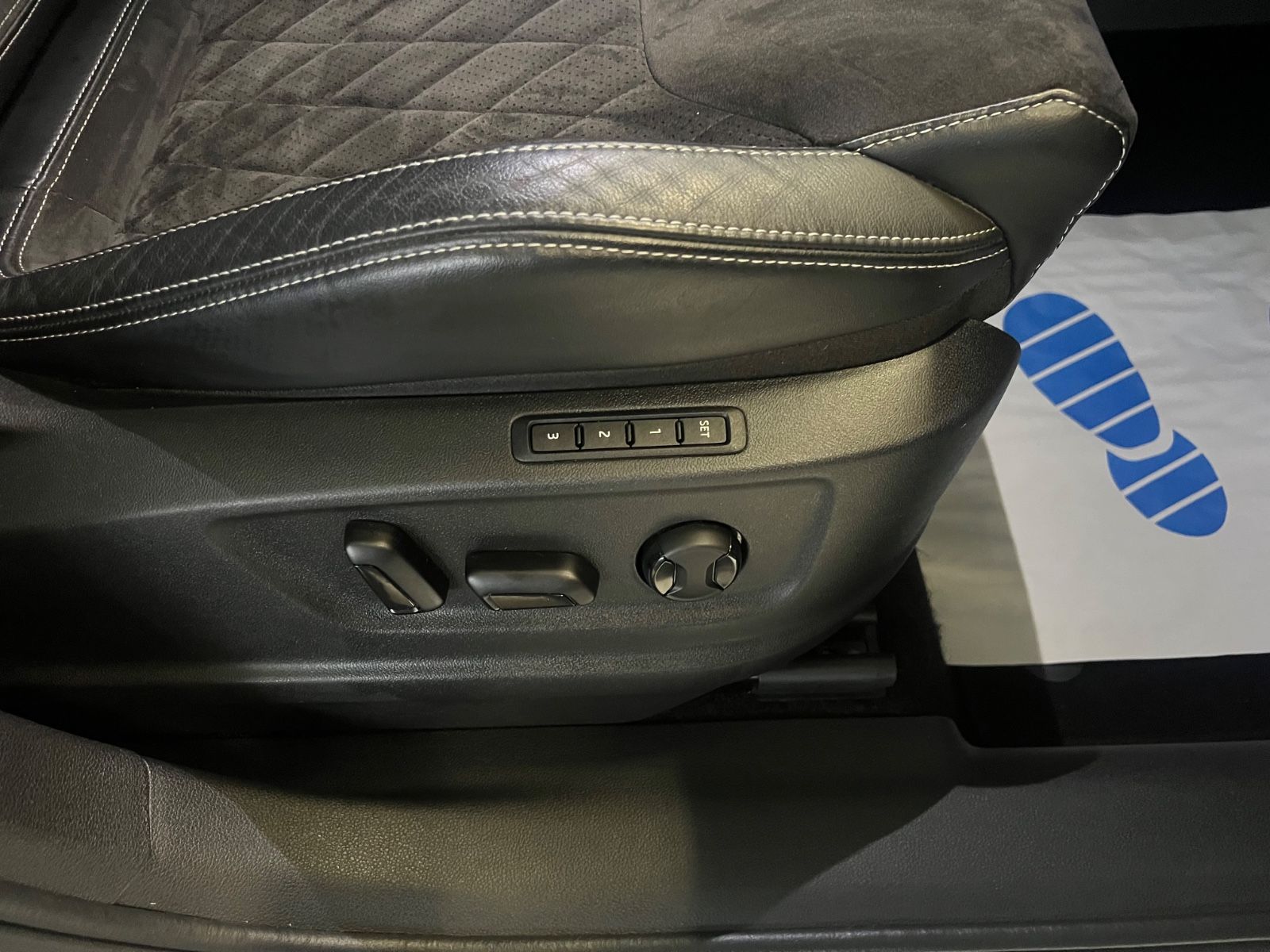 Fahrzeugabbildung SKODA Skoda Kodiaq * SPORTLINE * 4x4* RS SITZE *