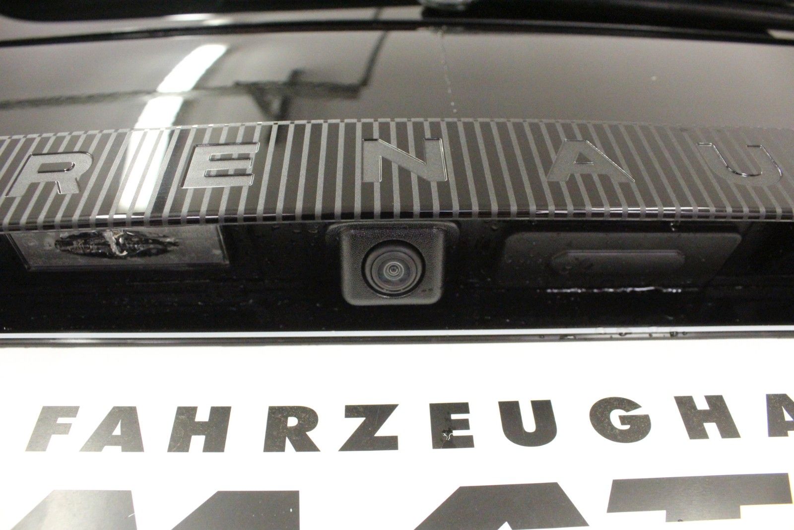 Fahrzeugabbildung Renault R 4 E-Tech 150 Comfort Range Iconic *Vollausst.*