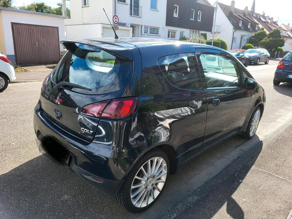 Mitsubishi Colt