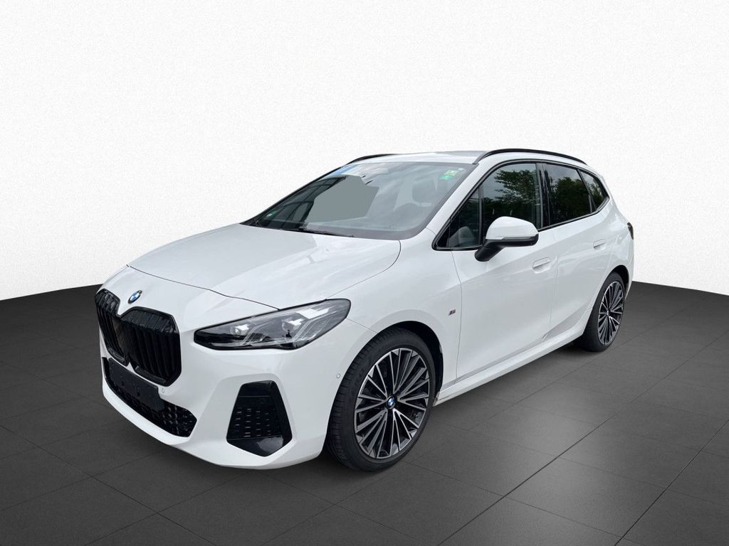 BMW 223 Active Tourer — fotografia 3