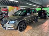 Skoda Yeti Adventure 4x4*1Hand*Xenon*AHK* - Skoda Yeti: Grün
