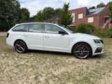 Skoda Octavia 2.0 TSI DSG RS60 Combi RS60, AHK, ACC - Skoda Octavia von privat