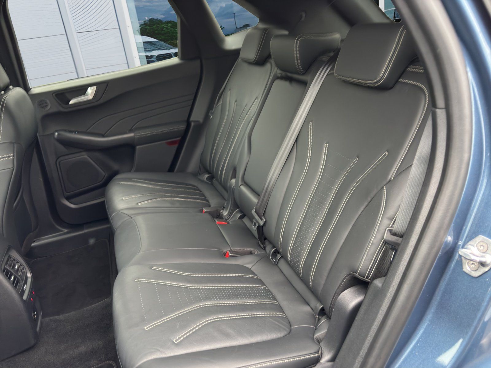 Fahrzeugabbildung Ford Kuga Plug-In Hybrid Vignale